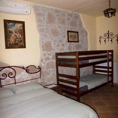 Bed & Breakfast Casale San Pietro 3*